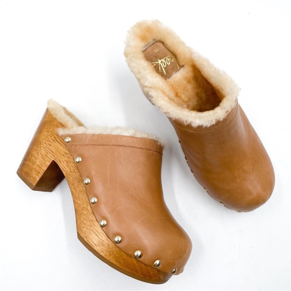 Beek Woodpecker Shearling Clogs Leather Mules Saddle Studded Wooden Heel, SIZE 8
